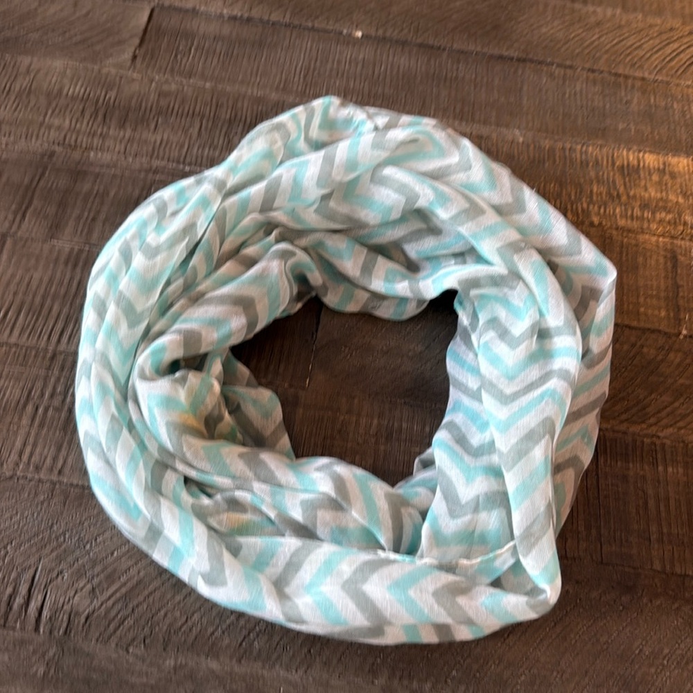 Infinity scarf. White, teal and gray.